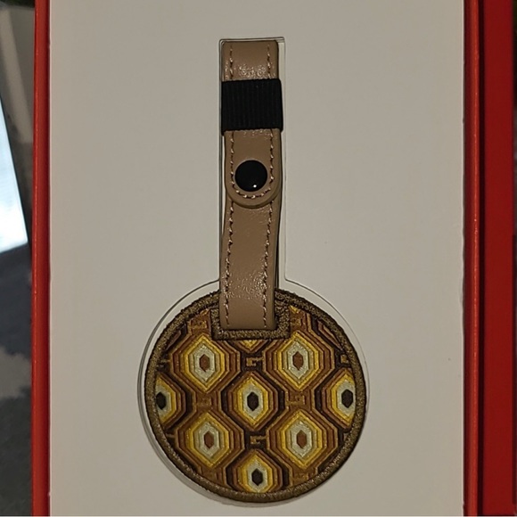 Gucci Red Box with Yellow Patterned Accessory and Tan Strap - Picture 3 of 5